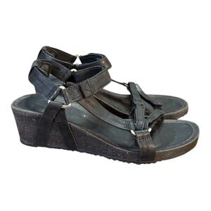 Teva Ysidro Universal Wedge Sandal Women’s Size 8.5 Genuine Leather Black